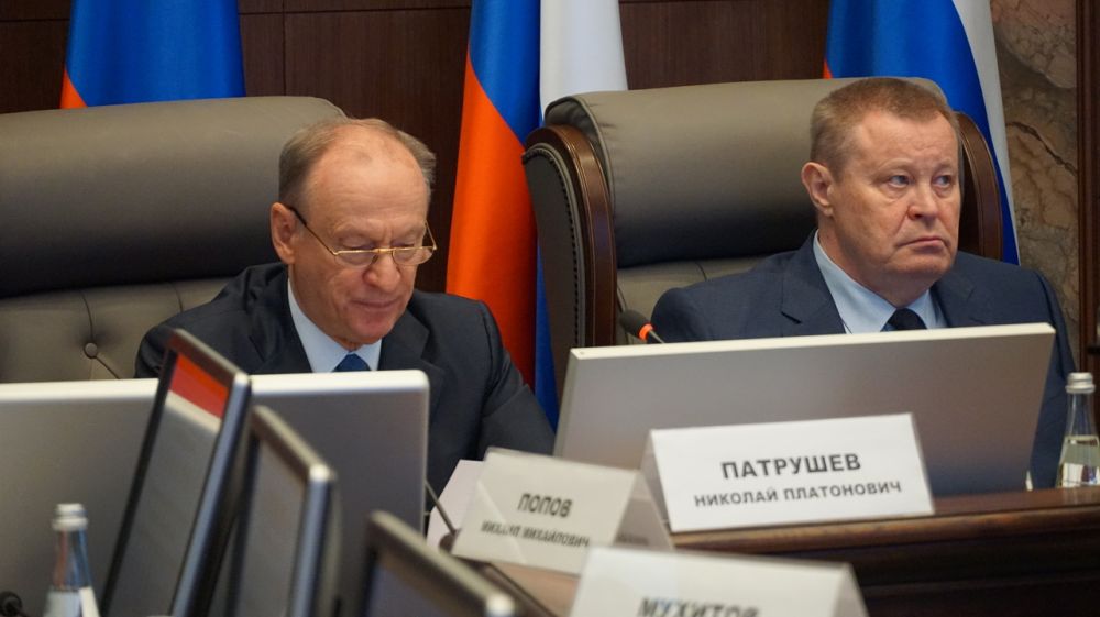 Сергей Аксёнов принял участие в совещании по вопросам нацбезопасности на Крымском полуострове