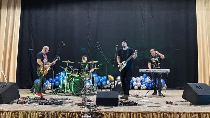 В Раздольненском районном Доме культуры состоялся праздничный концерт рок-группы «Адвайта»