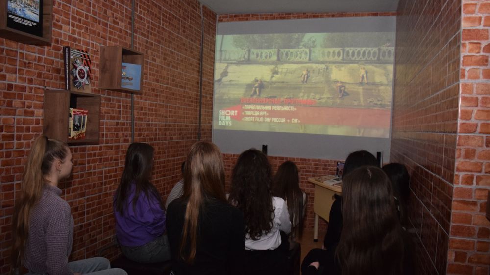 День короткометражного кино прошел в Крымской республиканской библиотеке для молодёжи