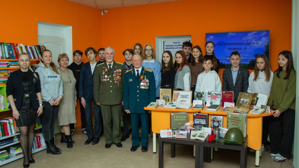 В крымских учреждениях культуры проходят мероприятия, посвященные 80-летию окончания Сталинградской битвы
