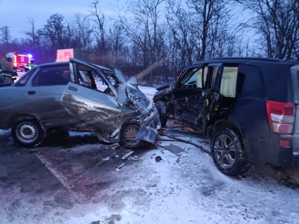В Крыму мужчина погиб из-за водителя, который пытался обогнать легковушку