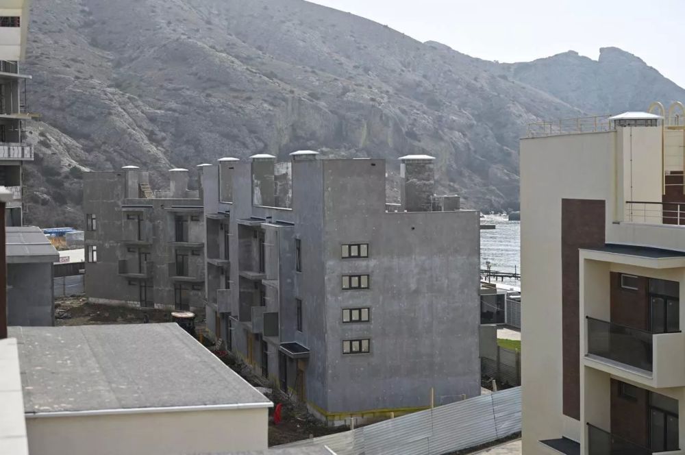 Ремонт набережной в судаке. Ремонт набережной в судаке. Ремонт набережной в судаке. Ремонт набережной в судаке. Судак набережная.