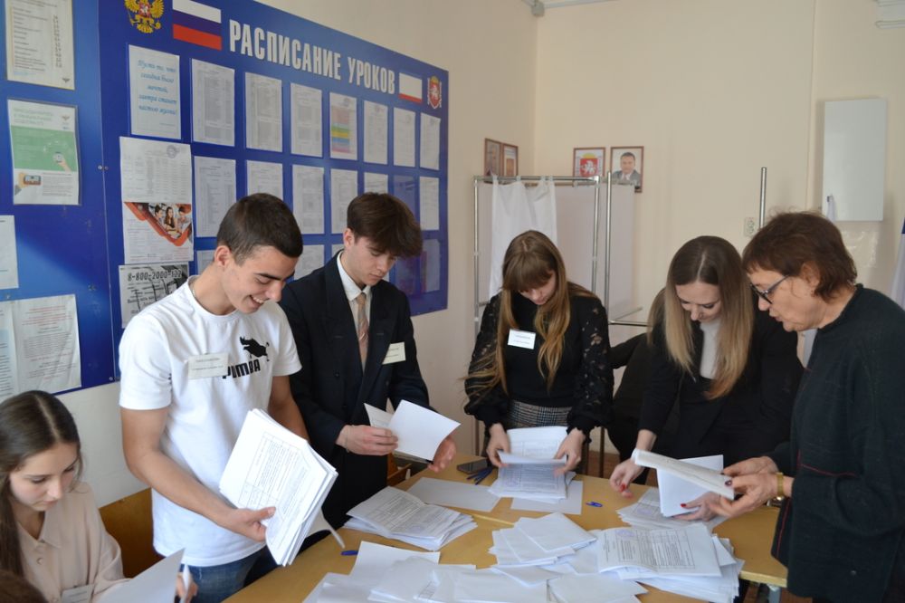 День молодого избирателя в библиотеке