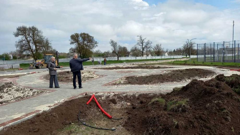 Погода в первомайском октябрьском. Курган села Прохоровка раскопки.