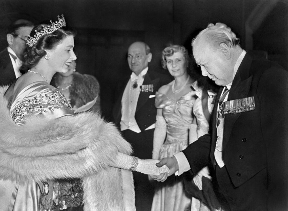 Елизавета II: эпоха и рекорды Ее Величества