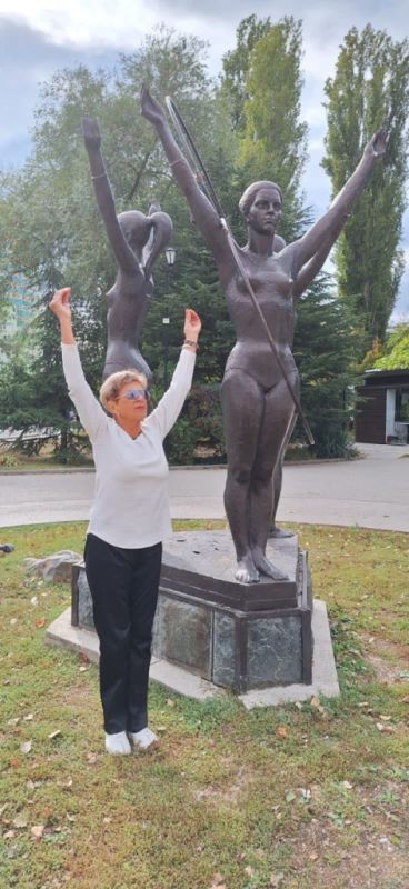 Как сложилась судьба натурщицы для знаменитой скульптуры в Гагаринском парке Симферополя?